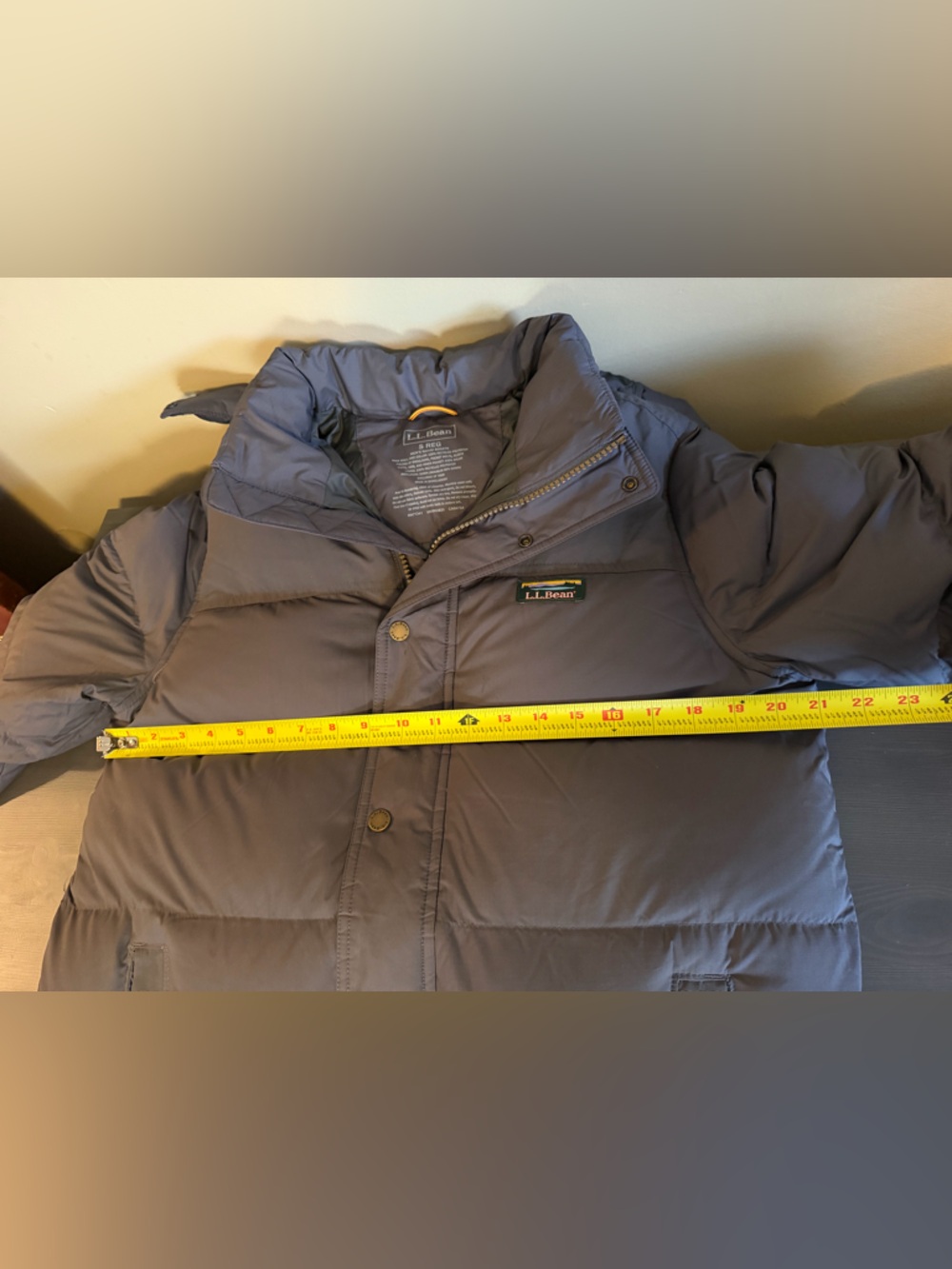 L.L. Bean Men's Mountain Classic Down Puffer Jacket in Gray - Picture 9 of 10
